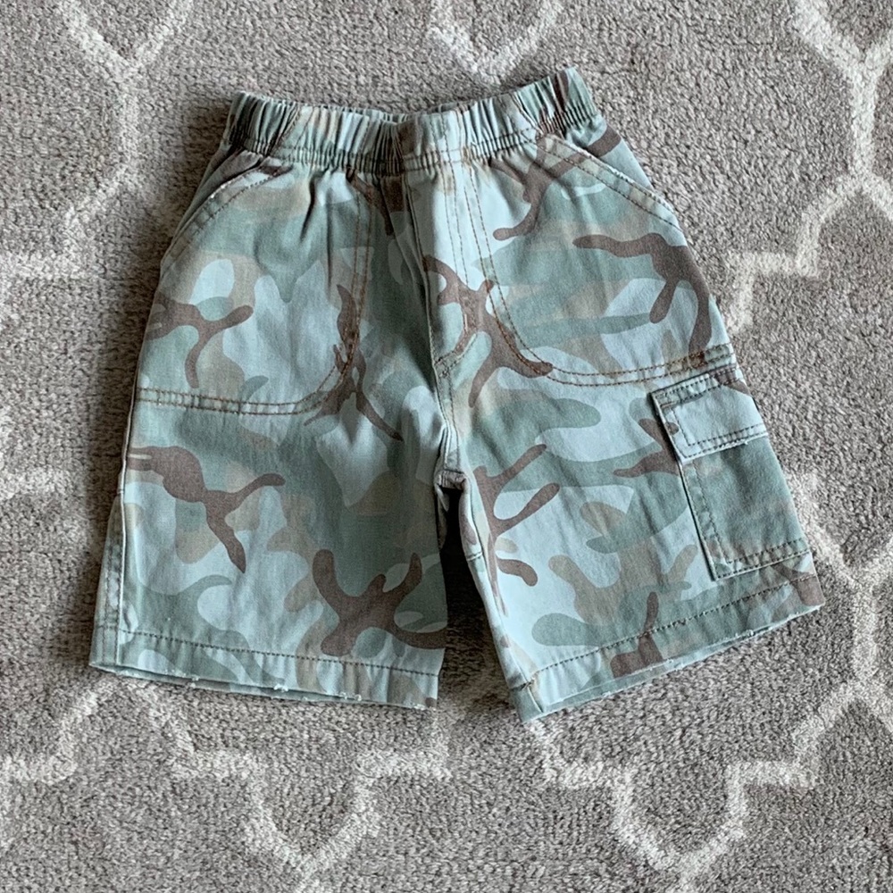 NWT Charlie Rocket shorts